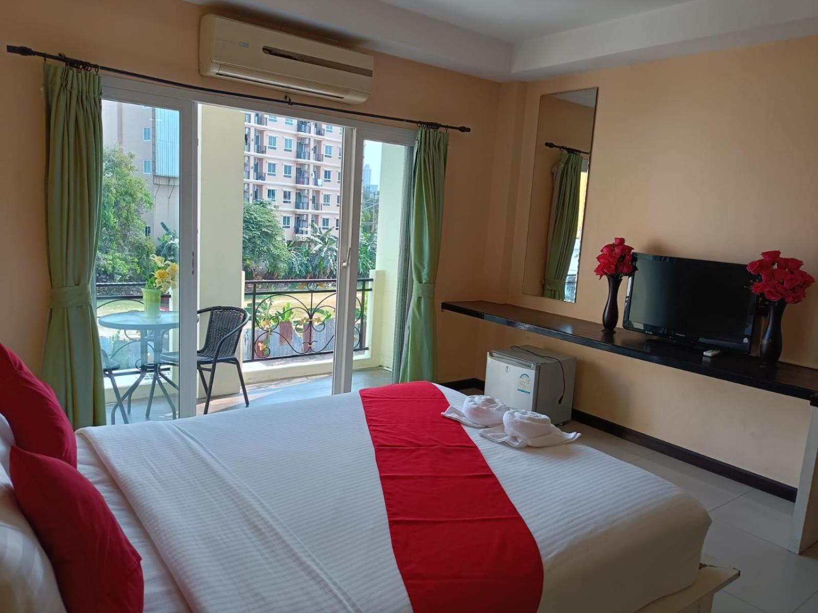 Aura Inn Rooms Pattaya Dış mekan fotoğraf