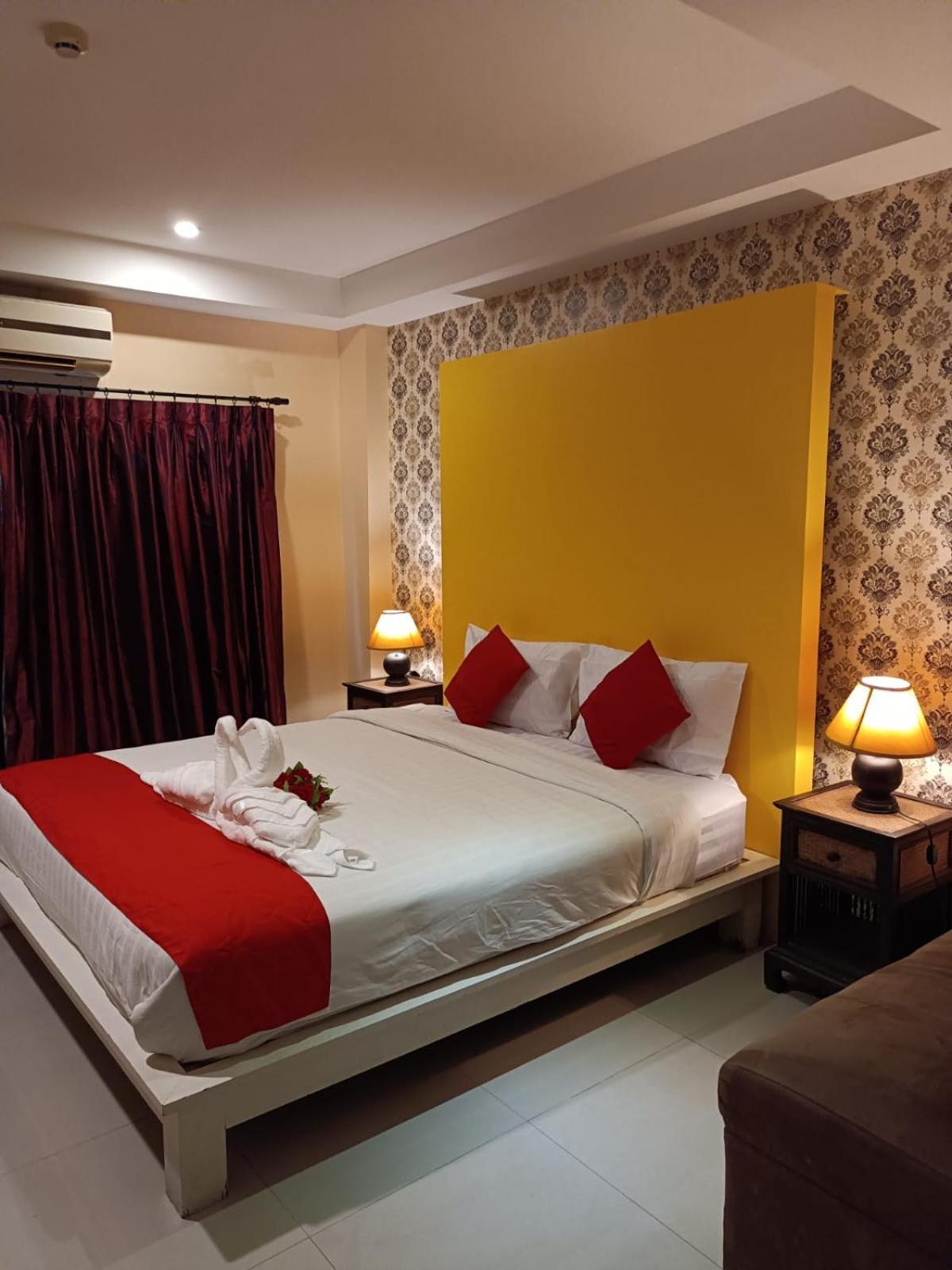 Aura Inn Rooms Pattaya Dış mekan fotoğraf